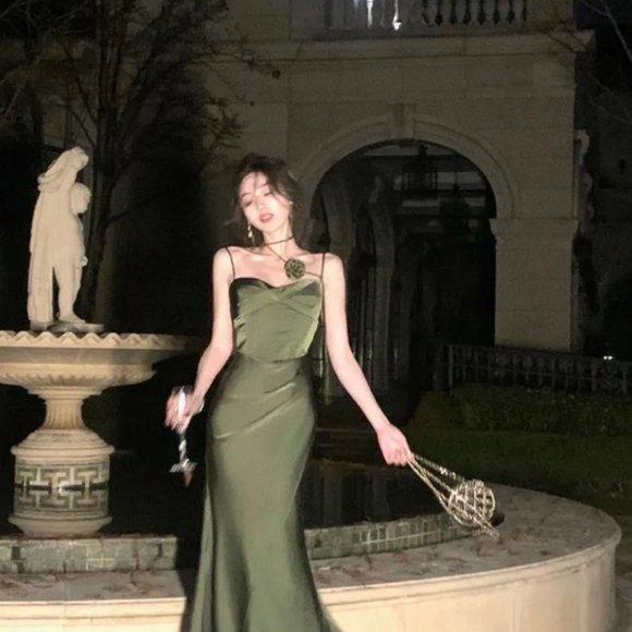 Champagne white prom/formal dress - Picture 8 of 8